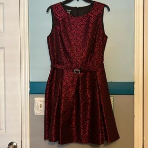 Nine West Holiday dress Size 8